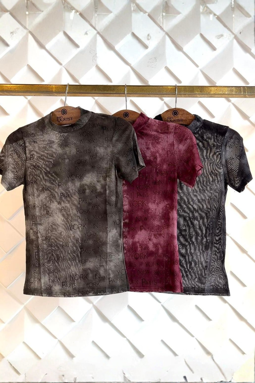 T-shirt coupe ajustée